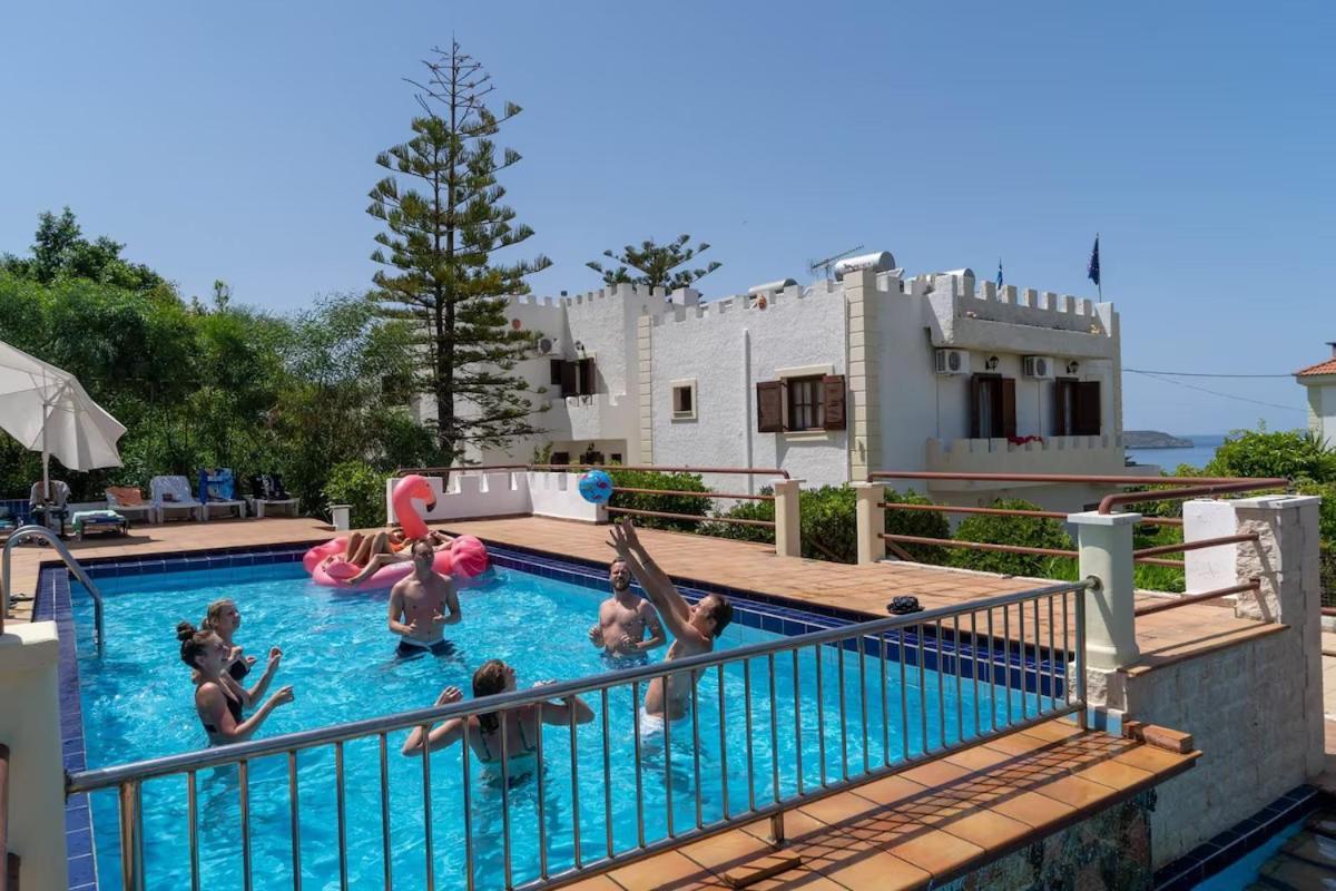 Cretan Castle Villas Chrissi Akti Chania Exterior foto
