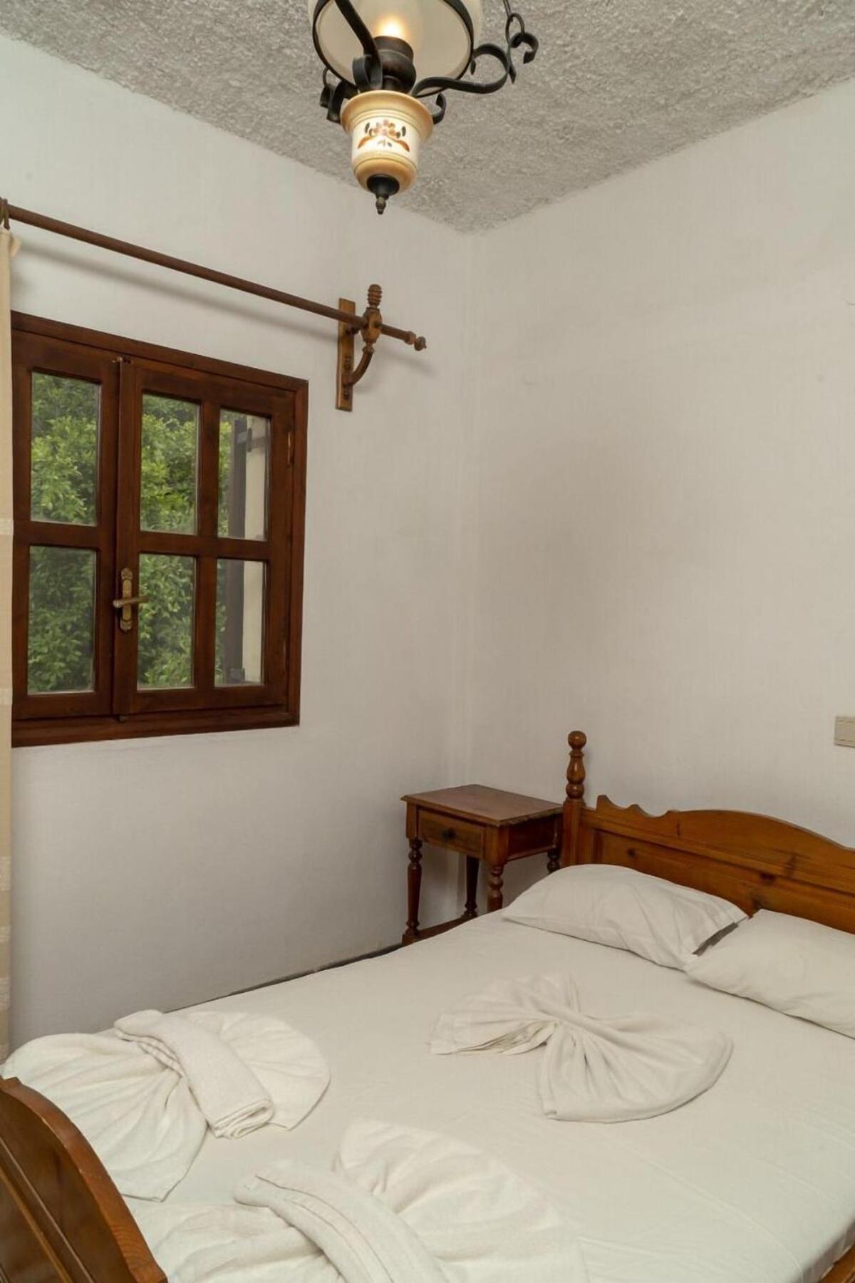 Cretan Castle Villas Chrissi Akti Chania Exterior foto